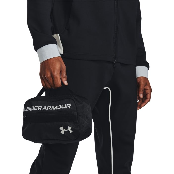 Νεσεσέρ Ταξιδιού Black - Under Armour